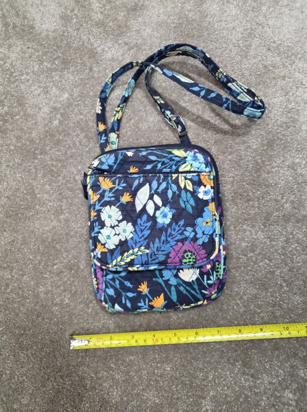 Vera Bradley Lizzy Small Crossbody Bag in Alpine Floral - Retired Pattern